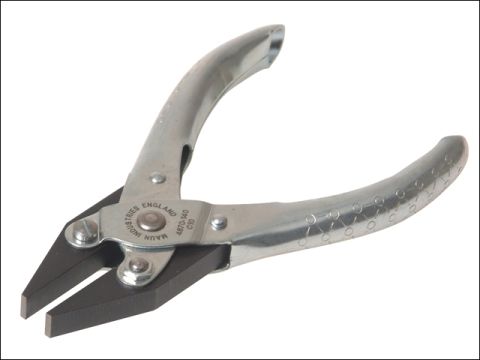 Maun Flat Nose Plier Serrated Jaw 160mm (6 1/2 in)
