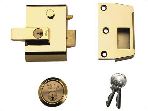 Yale Locks P2 Double Security Nightlatch Brasslux Finish 40mm Backset Visi