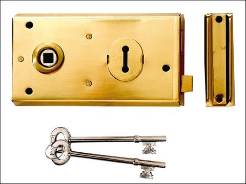 Yale Locks P401 Rim Lock Polished Brass Finish 138 x 76mm Visi